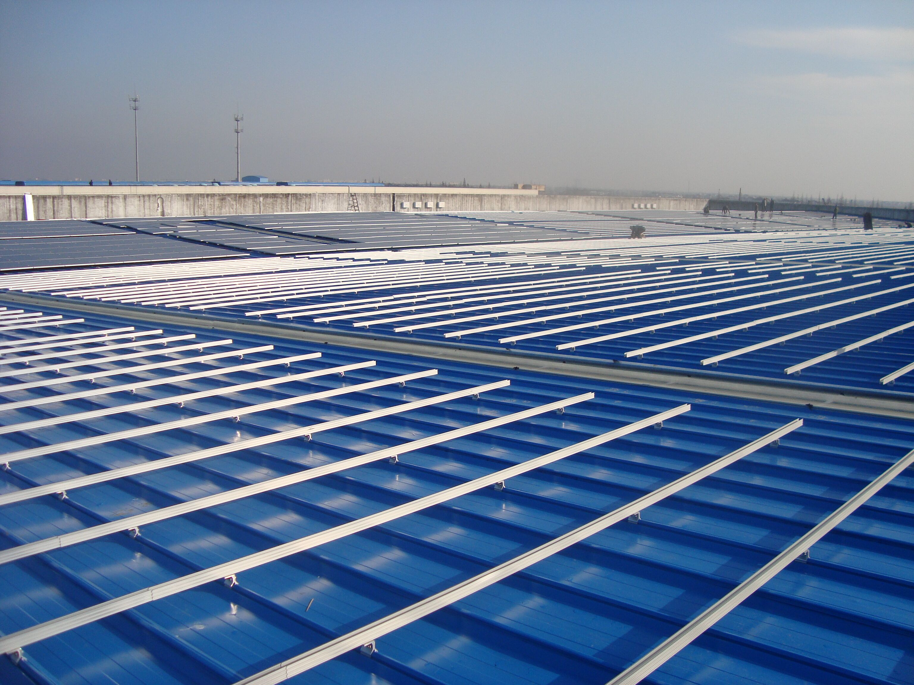 铁皮屋顶太阳能夹具方案